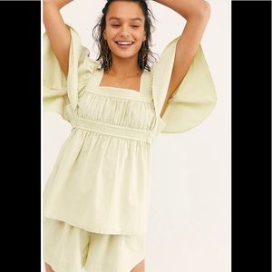FREE PEOPLE TRAPUNTO SET (TOP & SHORTS)